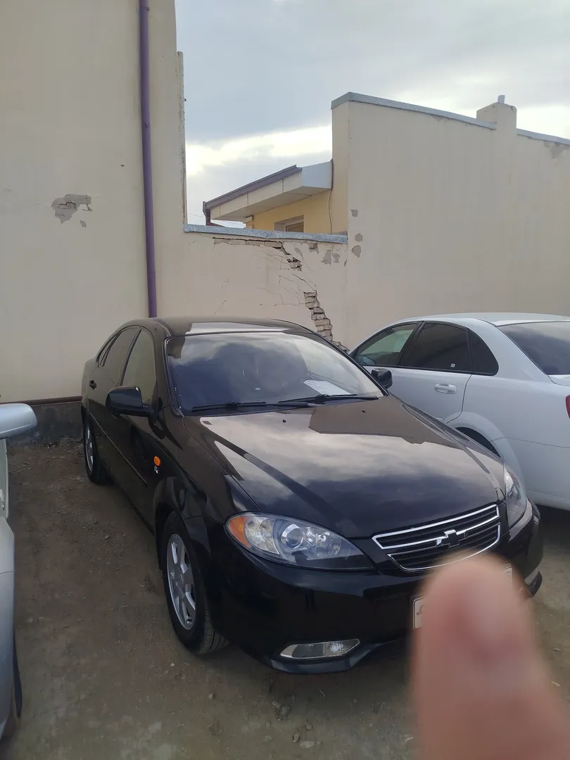 Chevrolet Жентра - 4