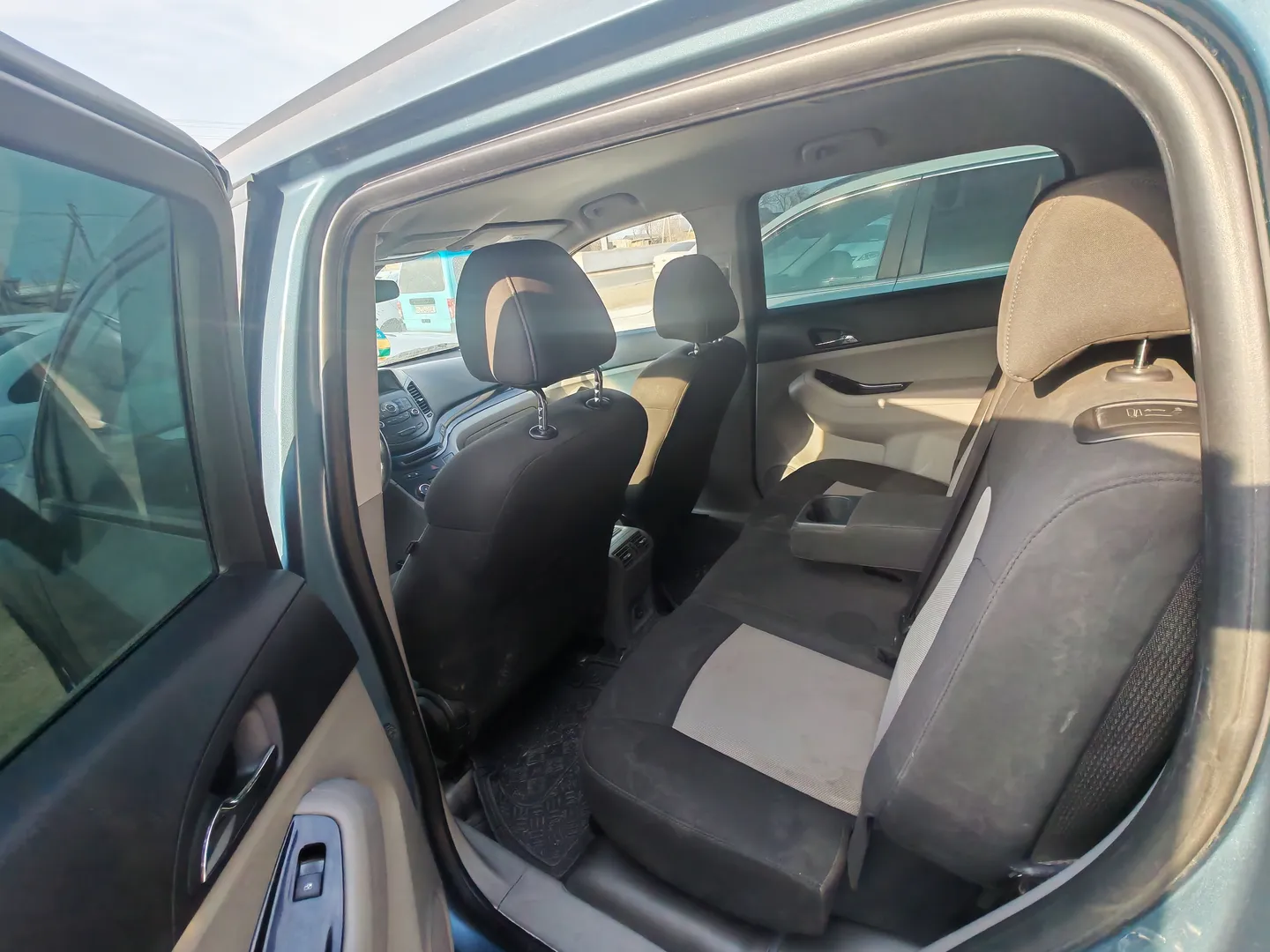 Chevrolet Arlando - 3