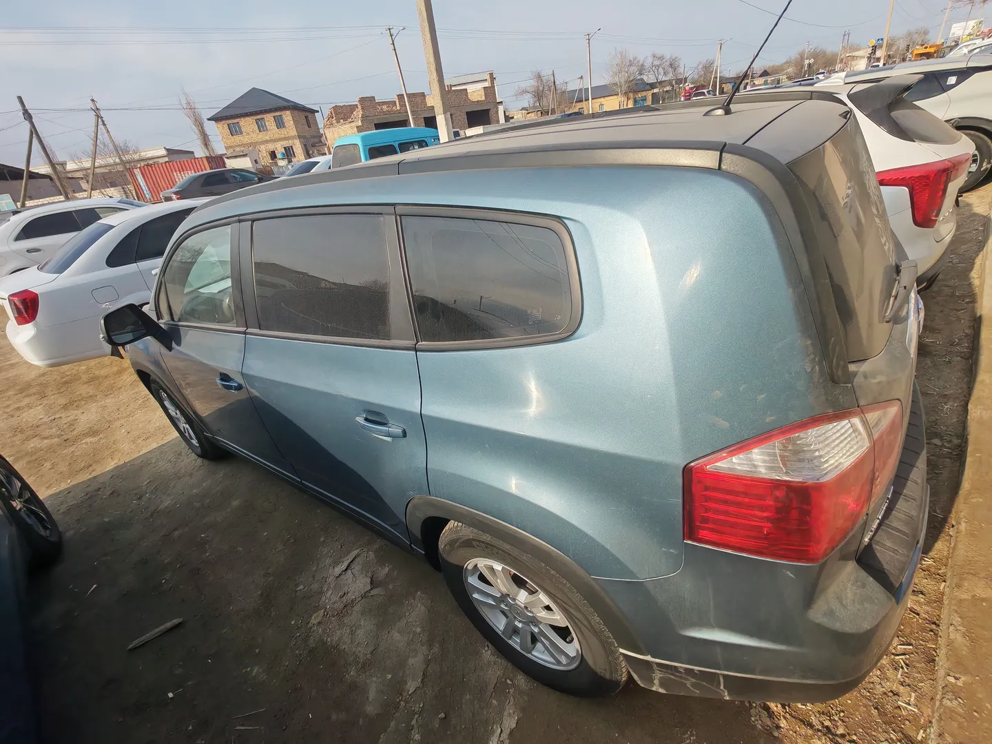 Chevrolet Arlando - 6