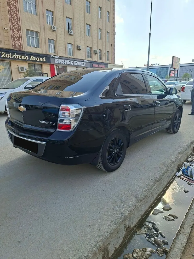 Chevrolet Kobalt - 4