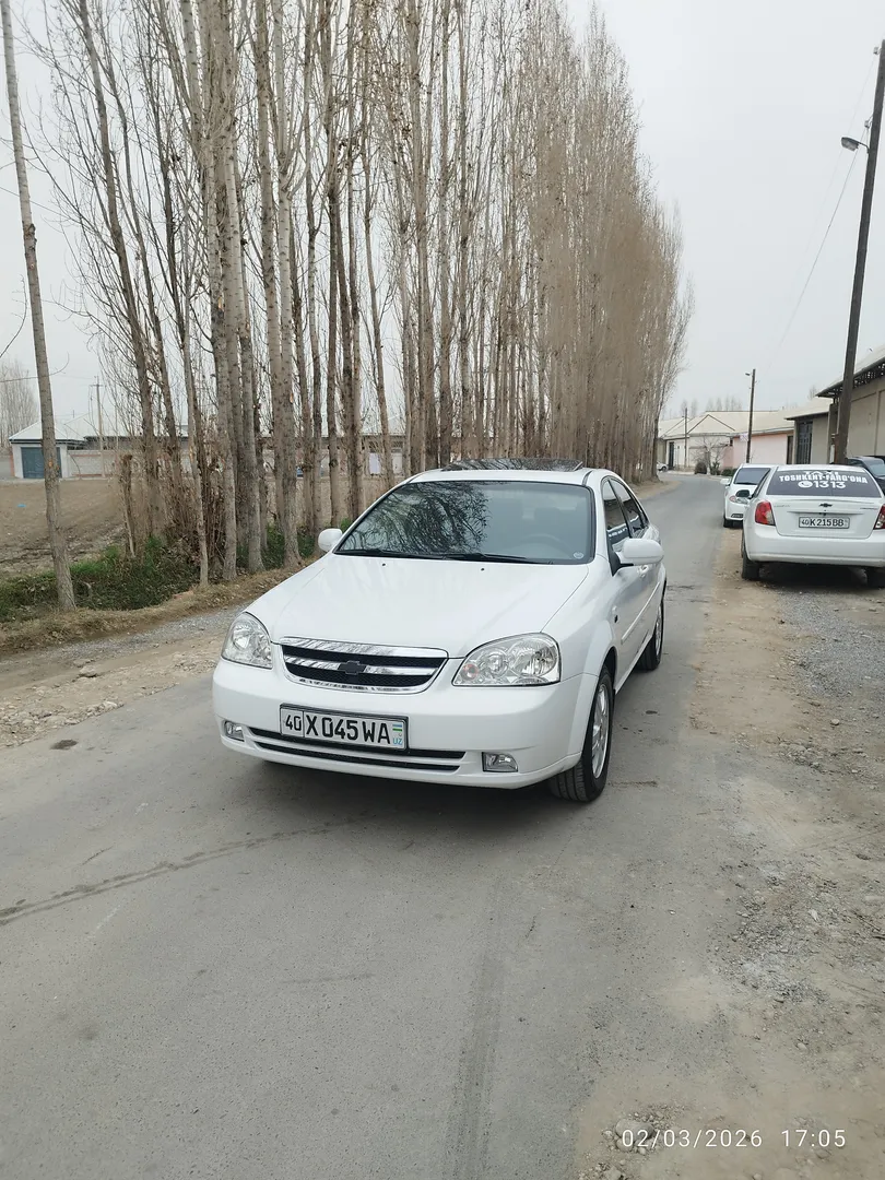 Chevrolet Lasetti 1,8 - 5