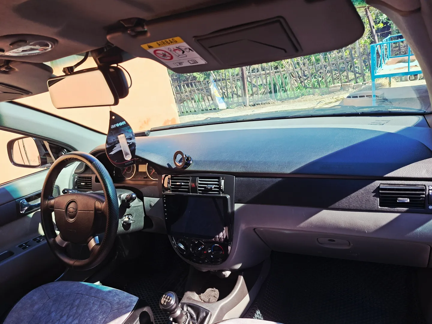 Chevrolet Gentra - 2