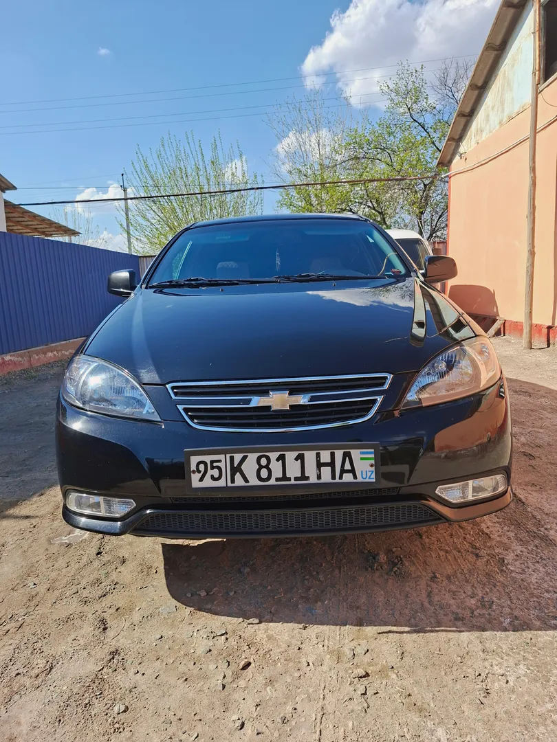 Chevrolet Gentra - 4