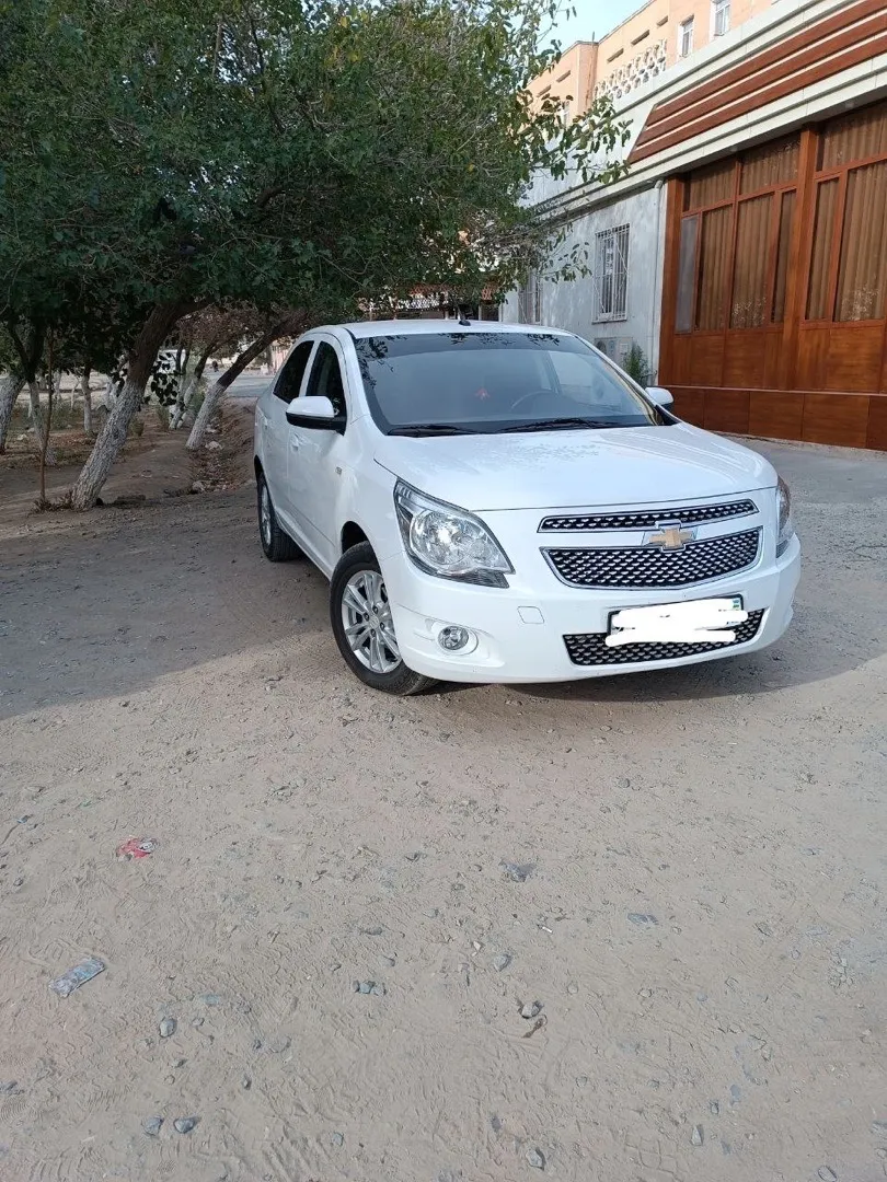 Chevrolet Cobalt - 2