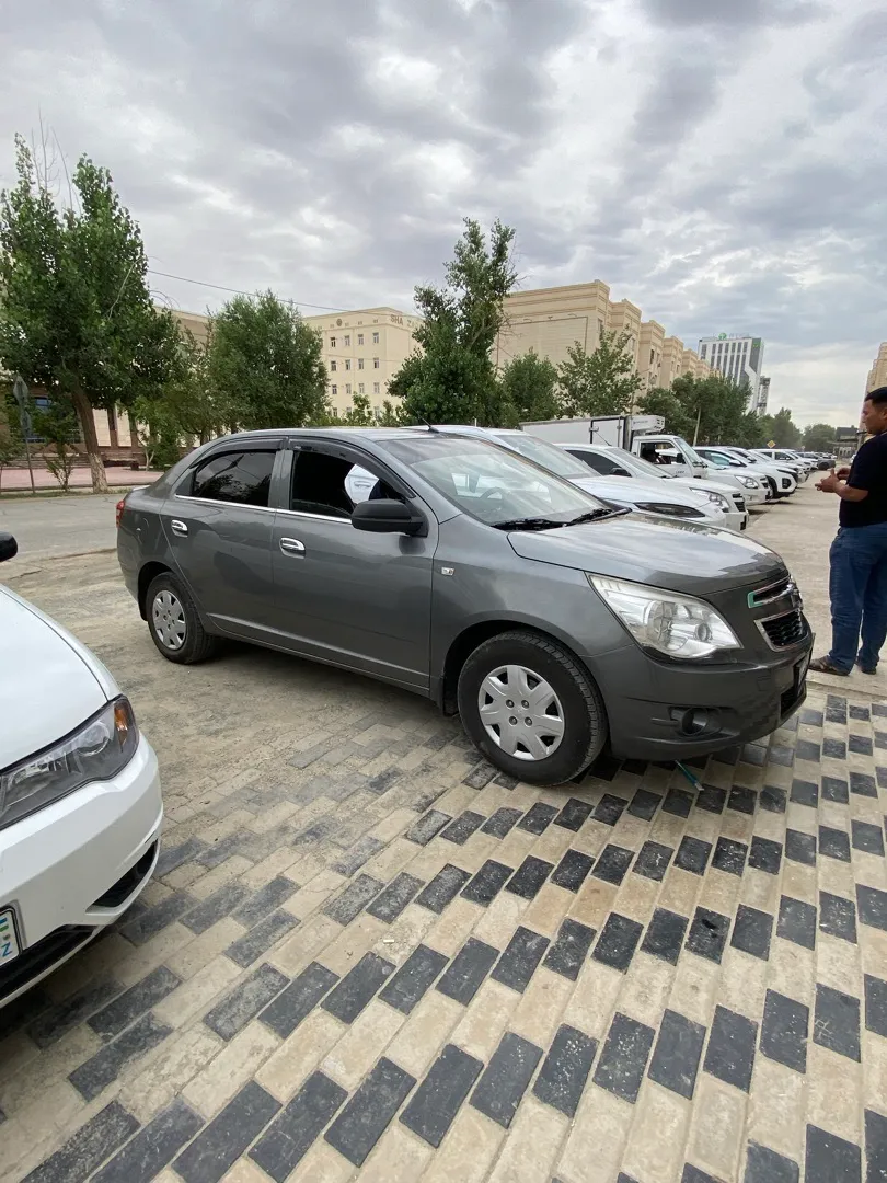 Chevrolet Cobalt - 3