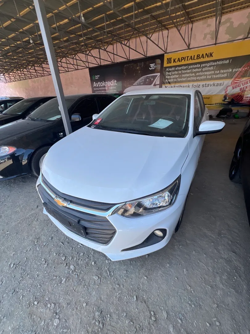 Chevrolet Onix 3 poziciya - 3