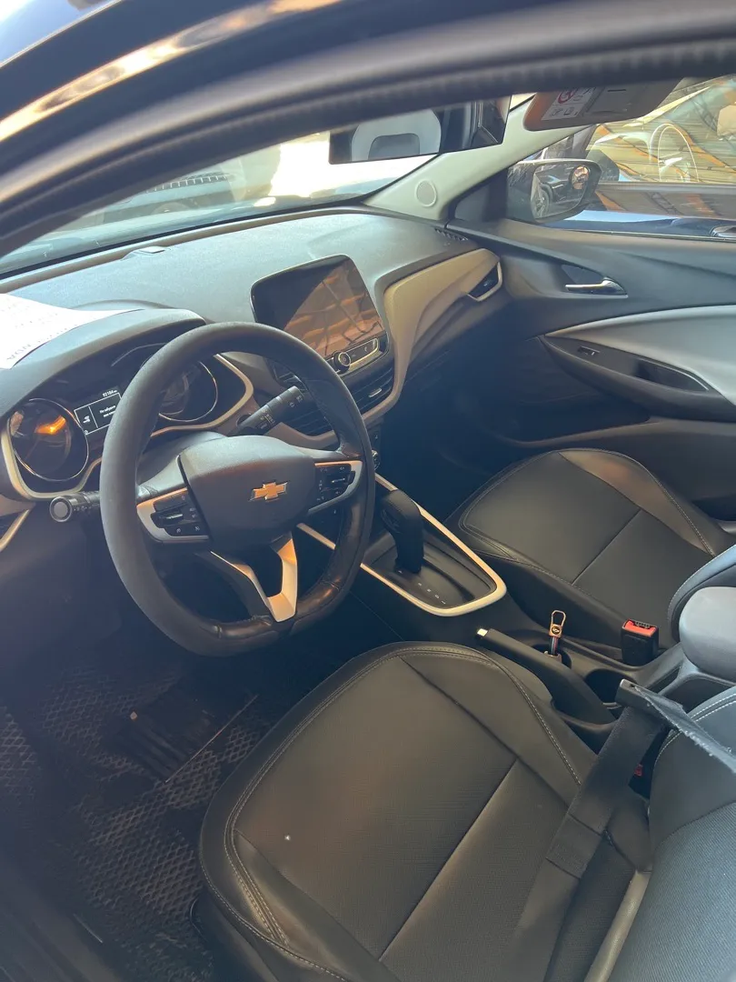 Chevrolet Onix Primer - 2