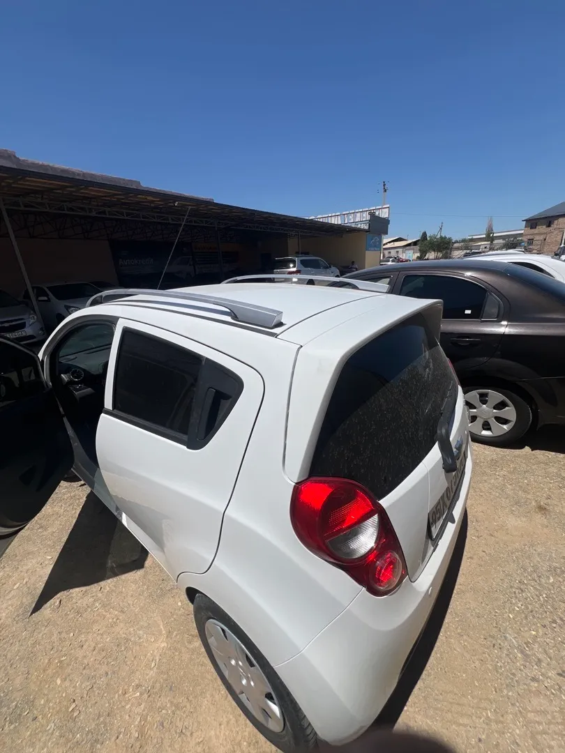 Chevrolet Spark - 3