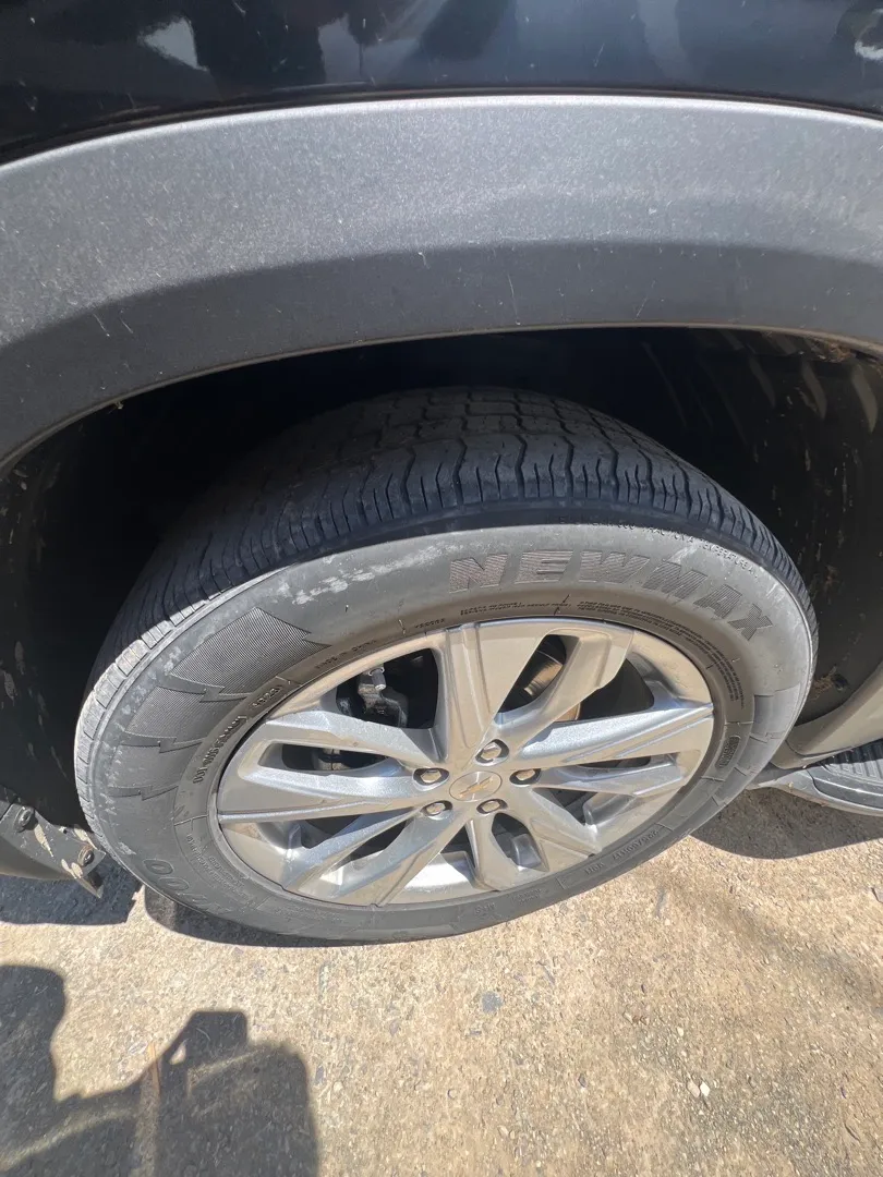 Chevrolet Tracker LTZ - 2