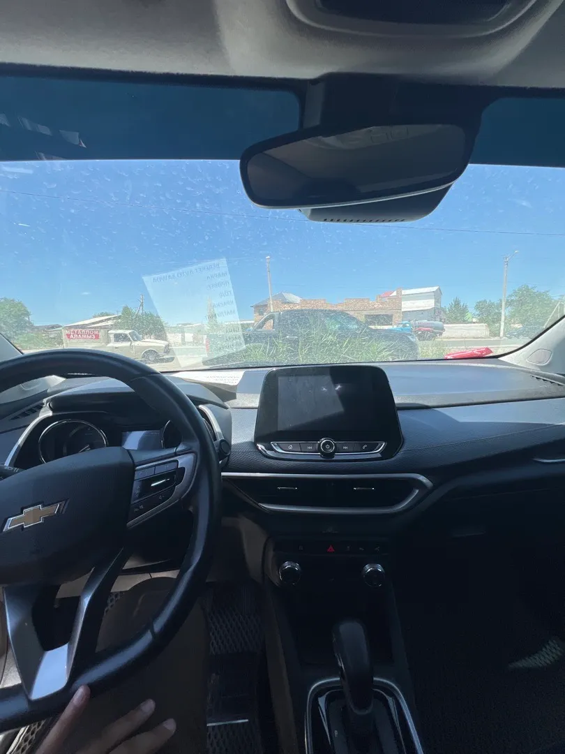 Chevrolet Tracker Primer - 4