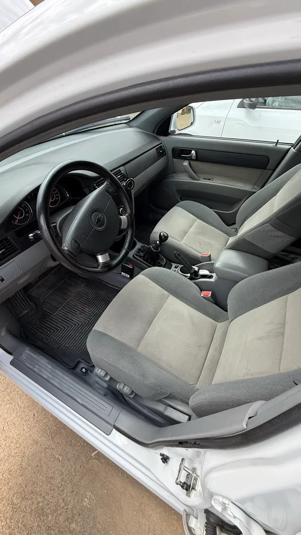 Chevrolet Gentra - 3