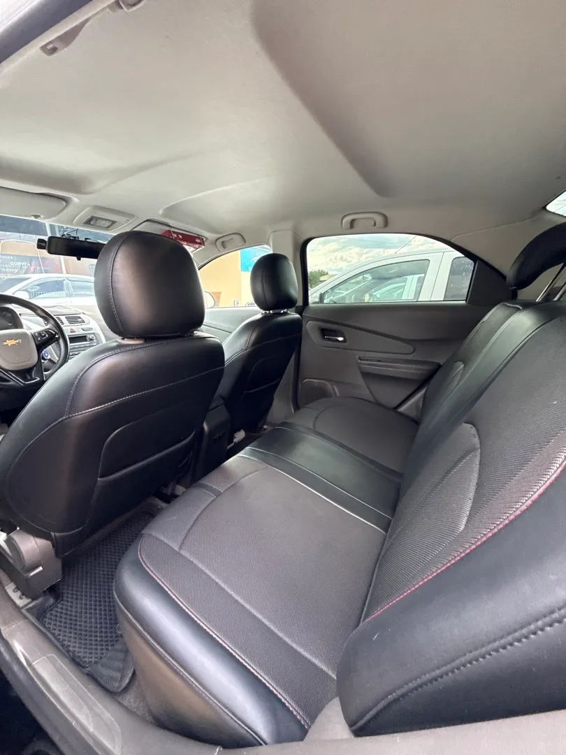 Chevrolet Cobalt Midnight - 6