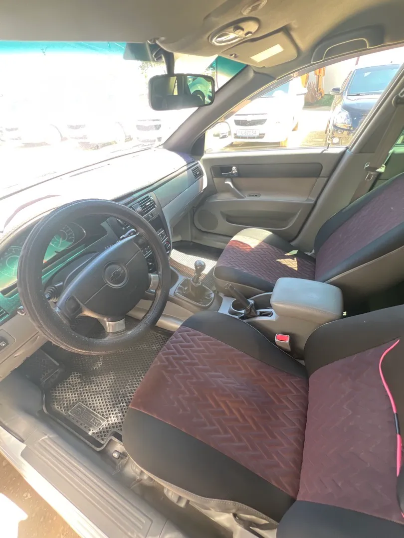 Chevrolet Gentra - 3