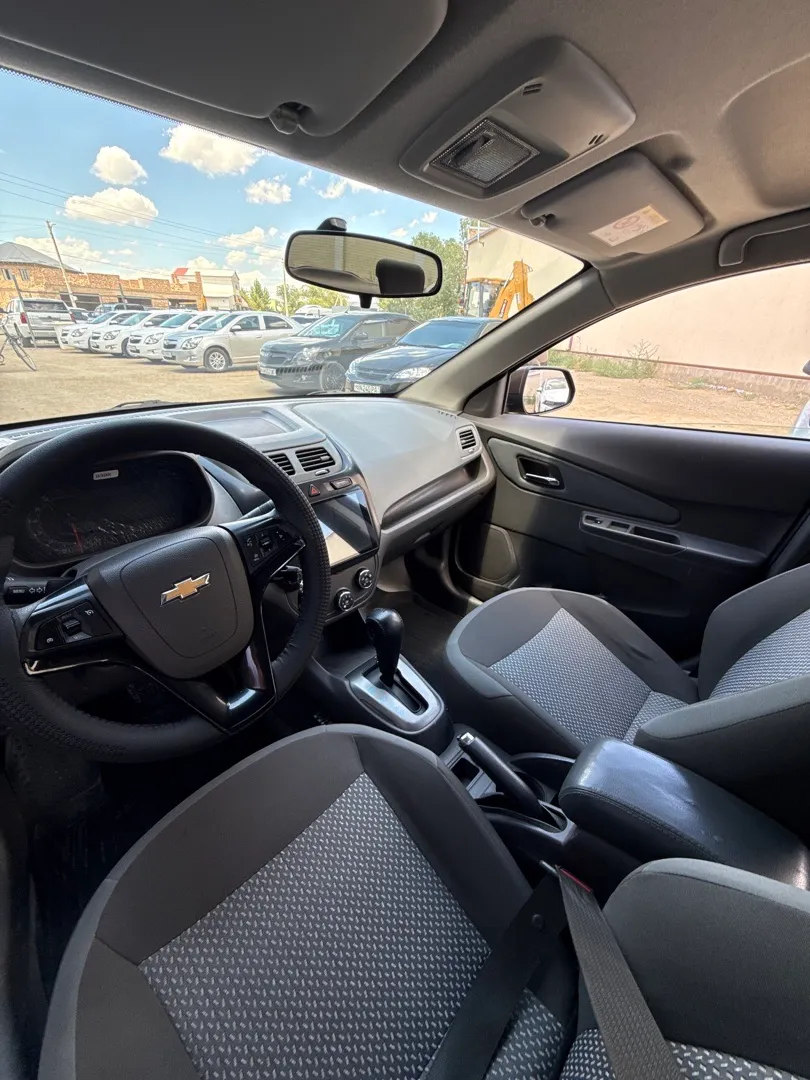 Chevrolet Cobalt - 4