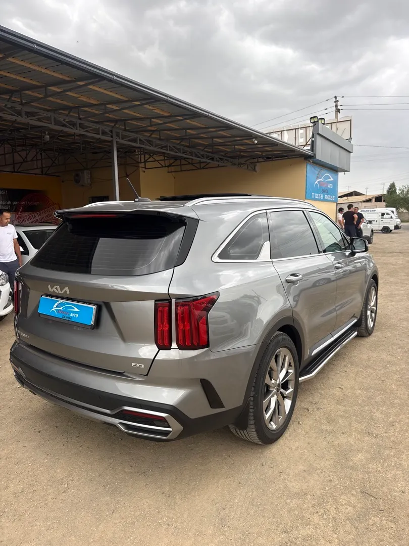 Kia Sarento - 8