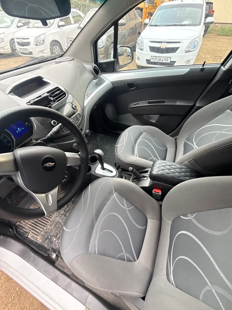 Chevrolet Spark - 2