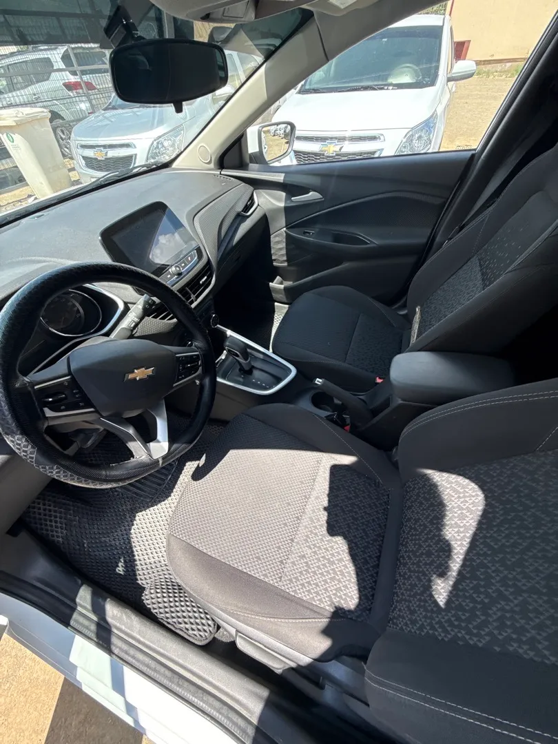 Chevrolet Onix LTZ - 3
