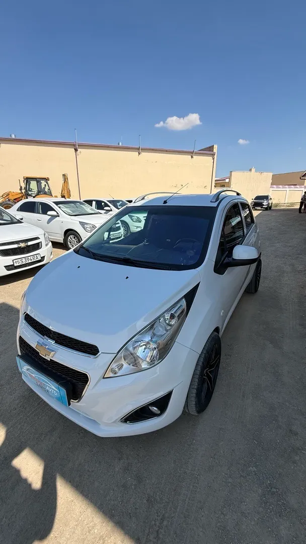 Chevrolet Spark - 2