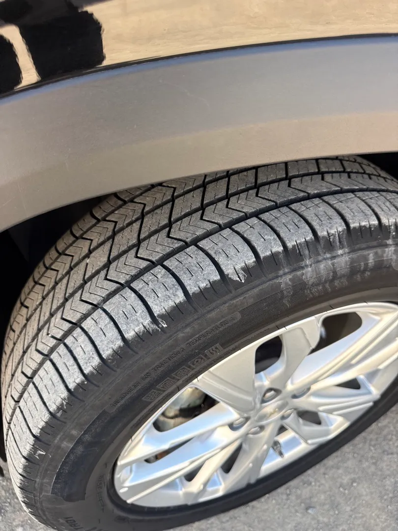 Chevrolet TRACKER LTZ - 2