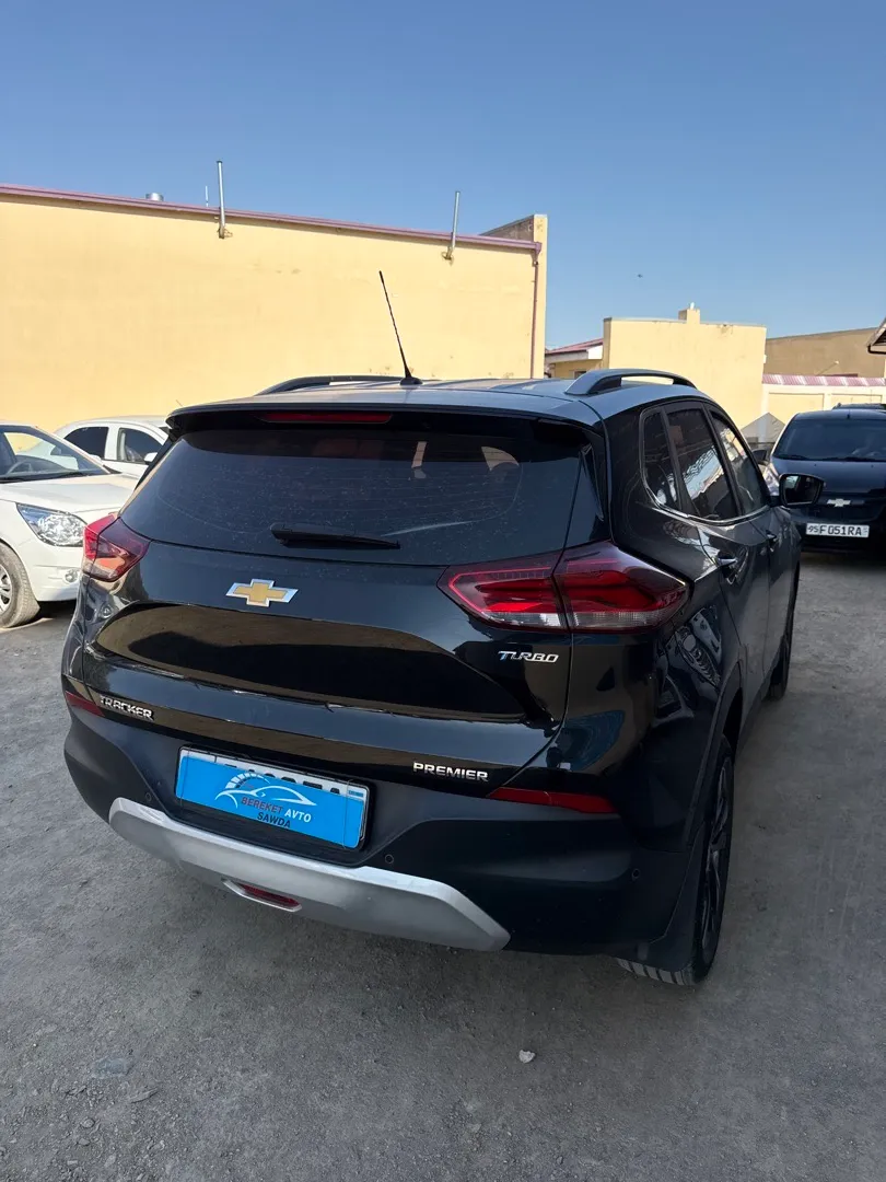 Chevrolet Tracker Primer - 3