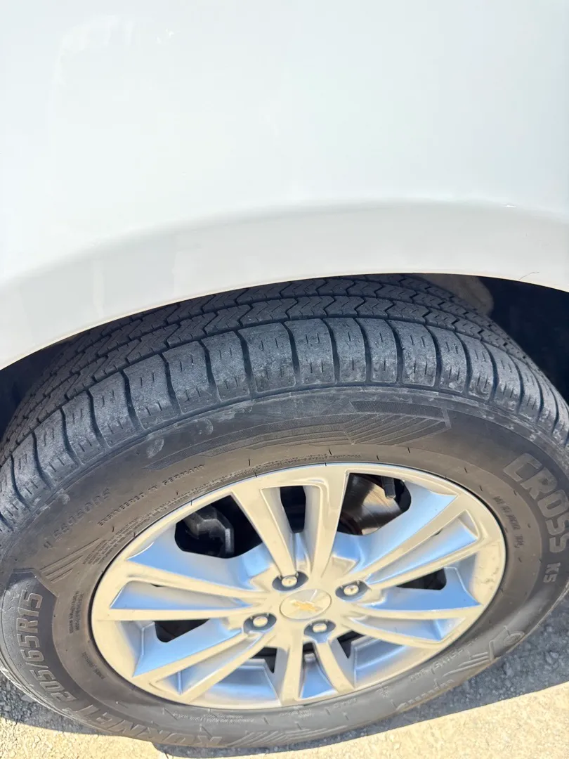 Chevrolet Cobalt - 2