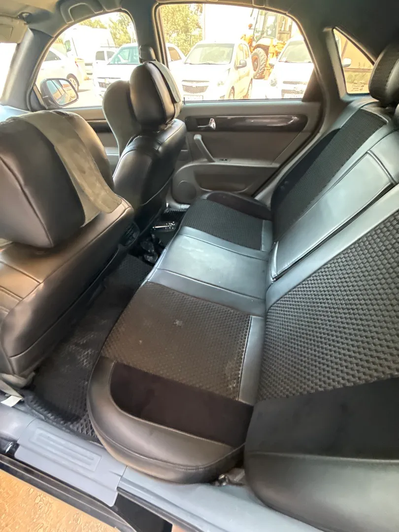 Chevrolet Gentra - 4