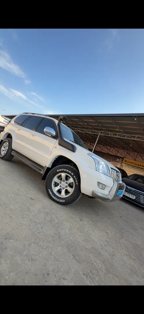 Toyota Land Cruiser Prado
