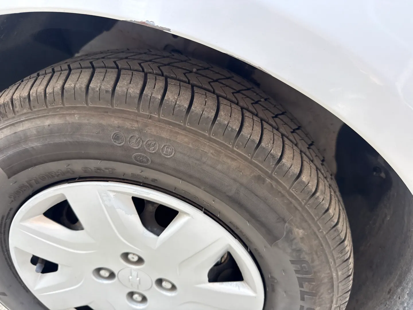 Chevrolet Cobalt - 2