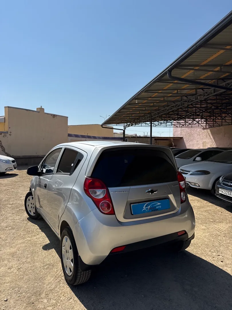 Chevrolet Spark - 5