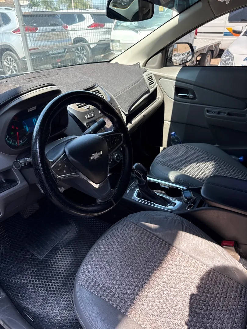 Chevrolet Cobalt - 3