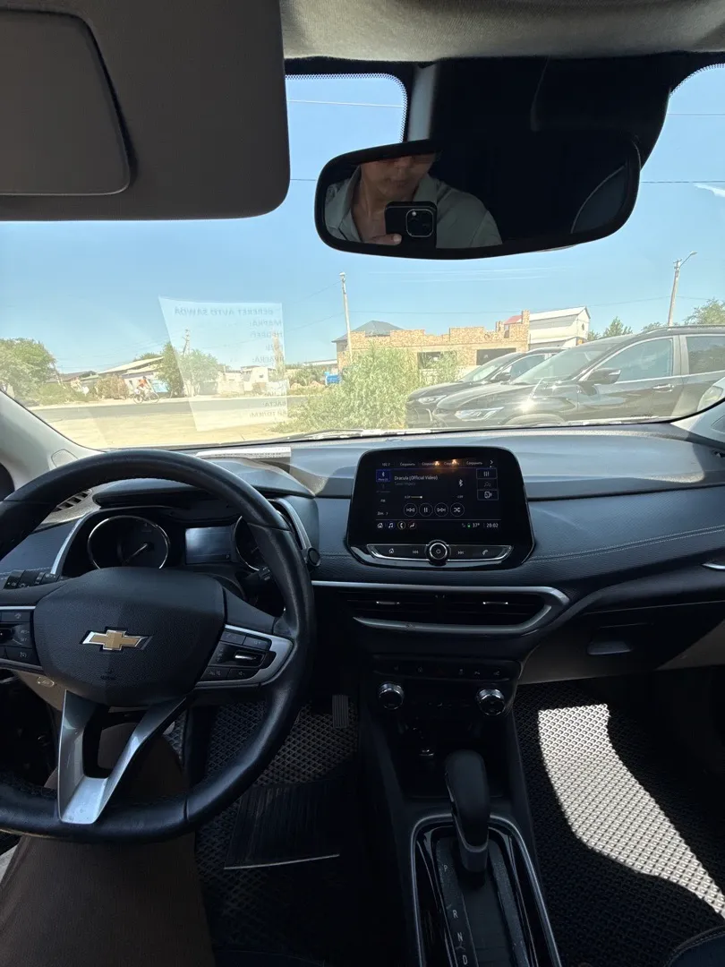 Chevrolet Tracker Primer - 2