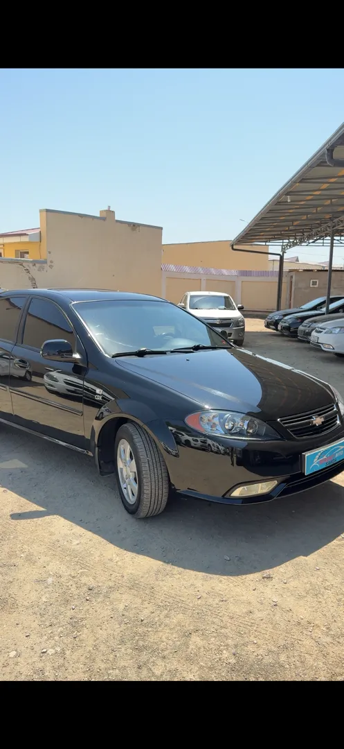 Chevrolet Gentra AT