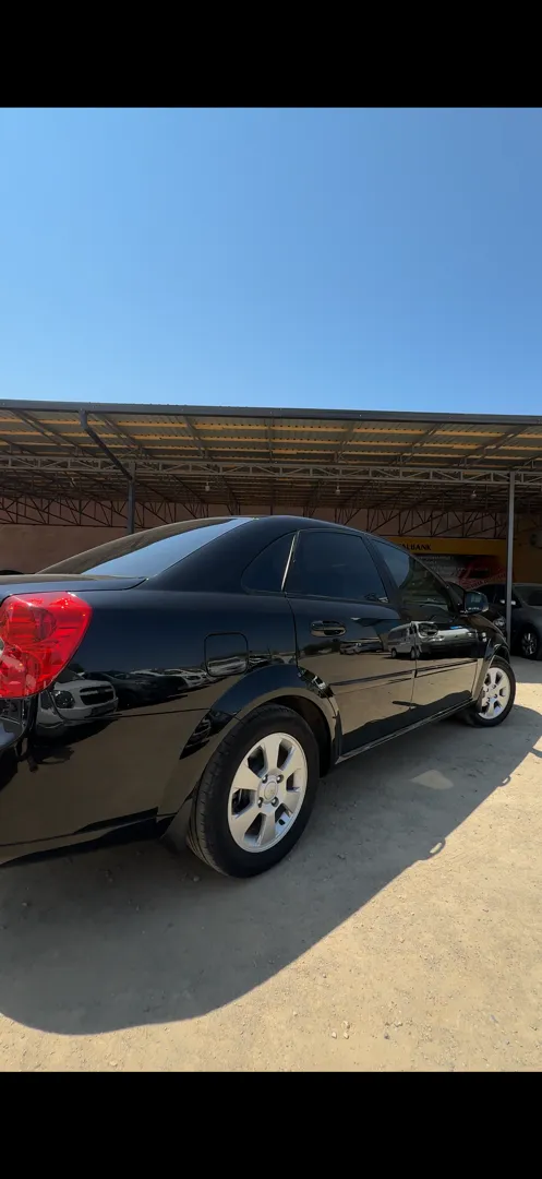 Chevrolet Gentra AT - 7